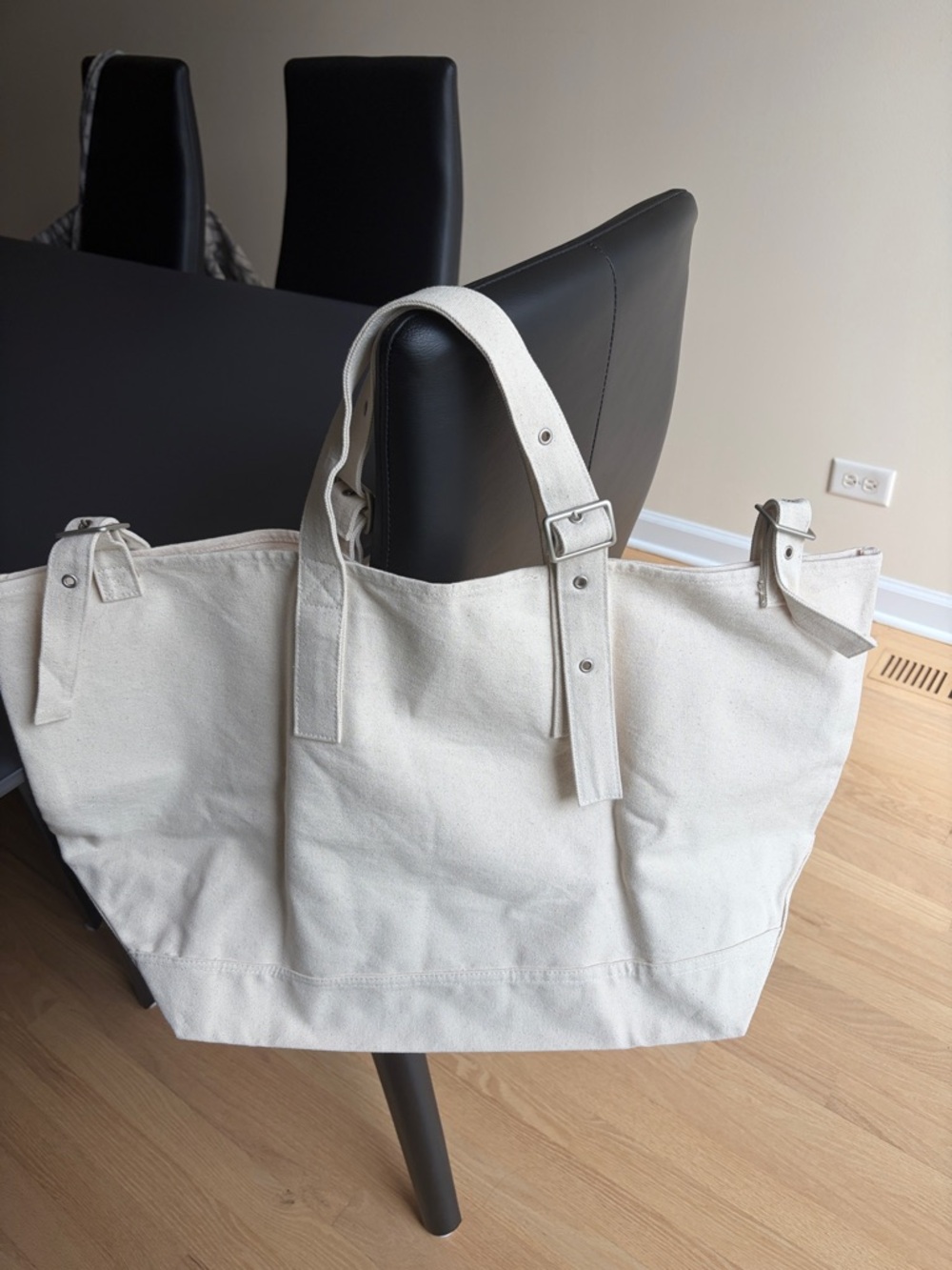 Zara brand new Canvas Tote Bag in Off-White